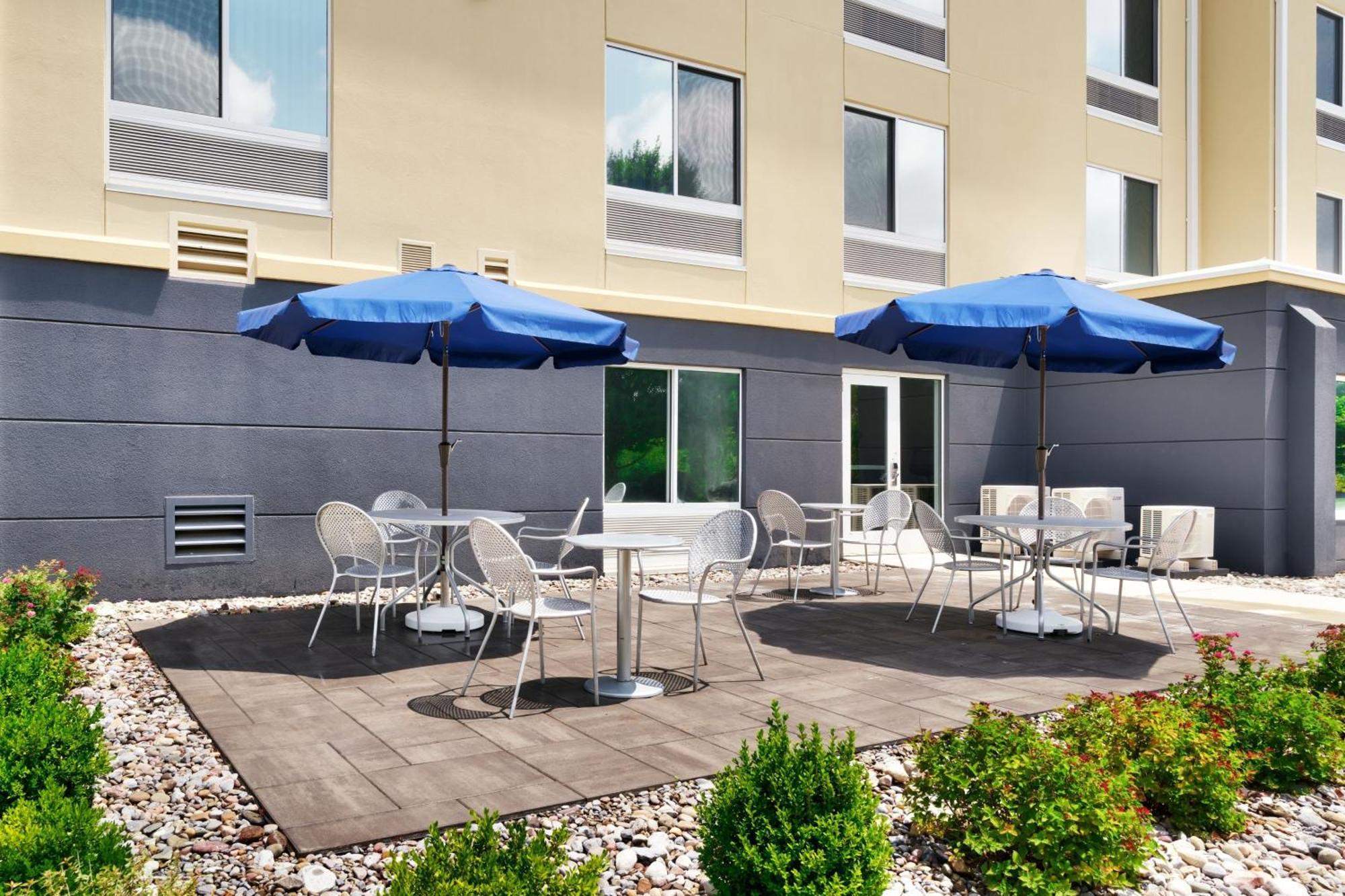 Fairfield Inn By Marriott Lexington Park Patuxent River Naval Air Station Exterior foto