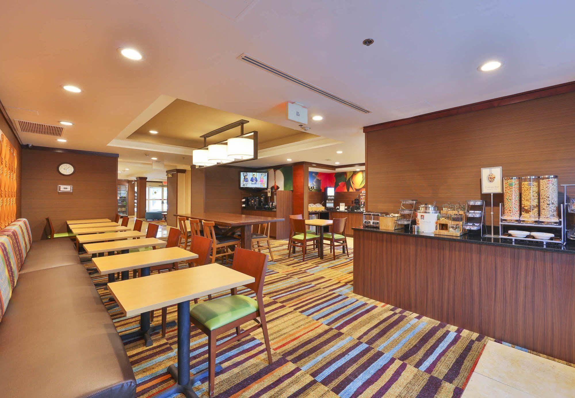 Fairfield Inn By Marriott Lexington Park Patuxent River Naval Air Station Exterior foto