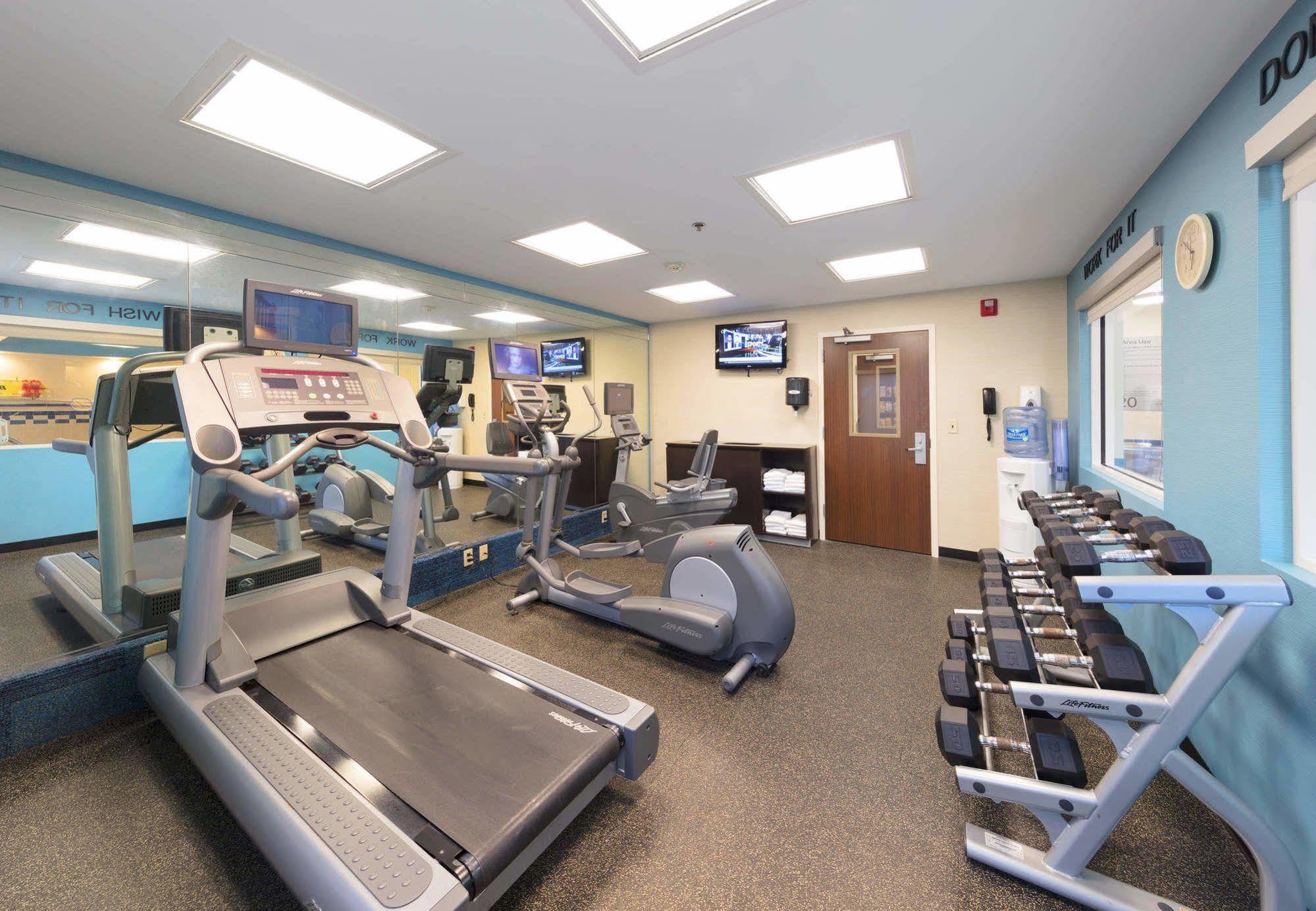 Fairfield Inn By Marriott Lexington Park Patuxent River Naval Air Station Exterior foto
